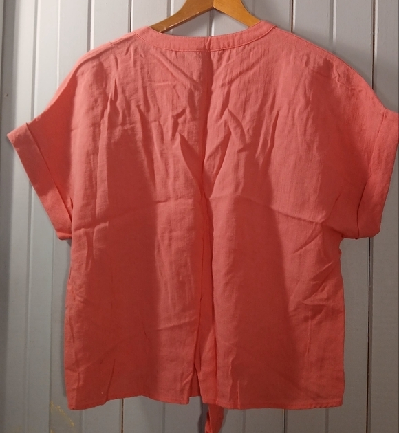 Tahari Pink and Blue Blouses - Picture 5 of 10